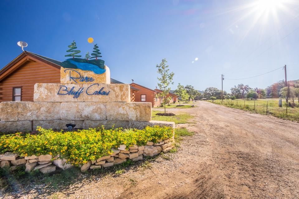 River Bluff Cabins Rio Frio エクステリア 写真