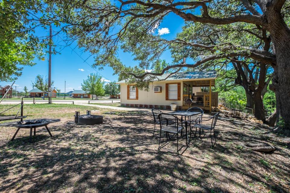 River Bluff Cabins Rio Frio エクステリア 写真