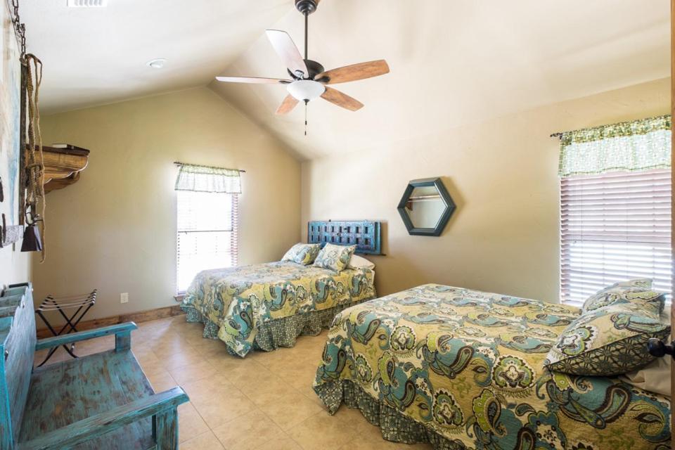 River Bluff Cabins Rio Frio 部屋 写真