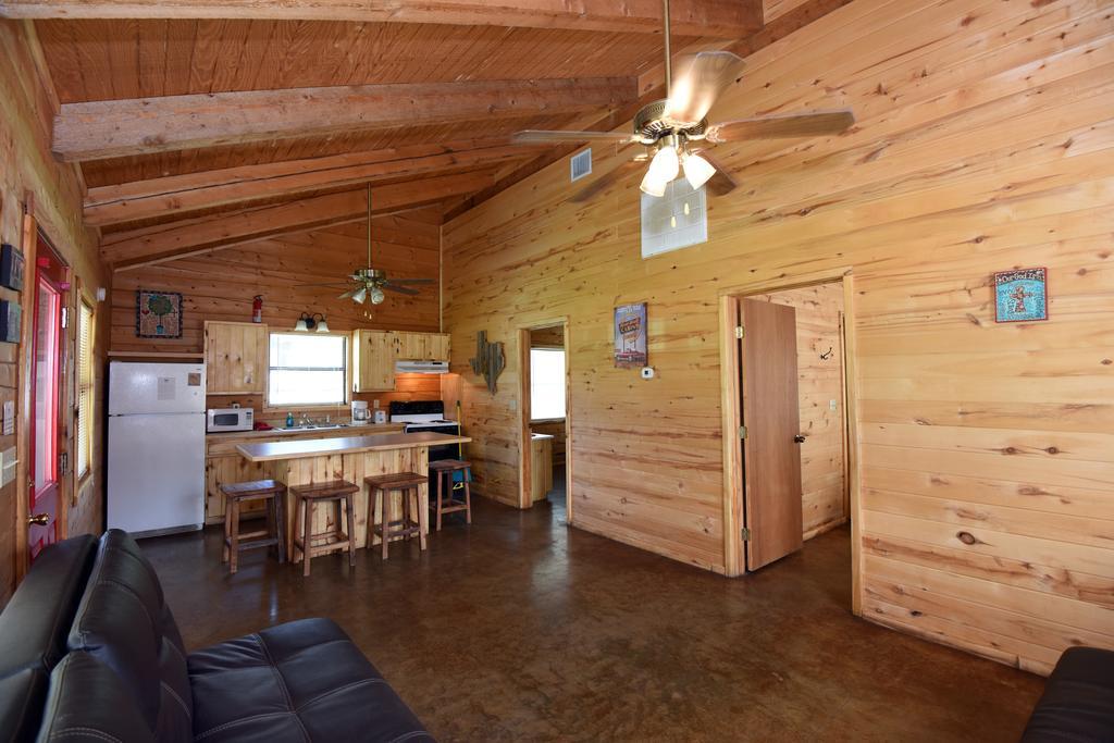River Bluff Cabins Rio Frio エクステリア 写真