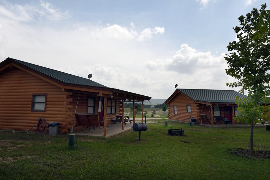 River Bluff Cabins Rio Frio エクステリア 写真
