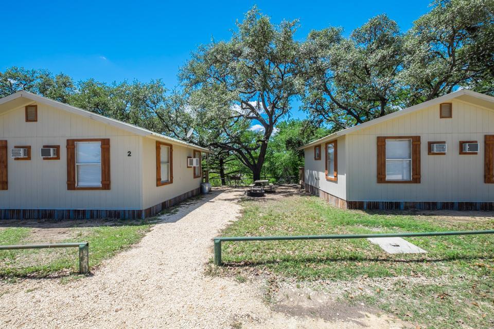 River Bluff Cabins Rio Frio エクステリア 写真