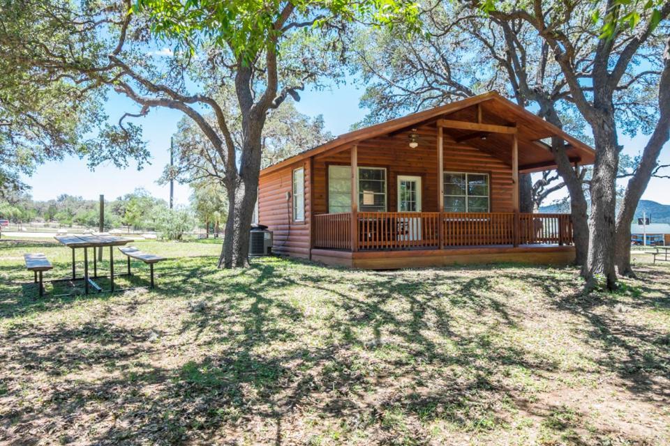 River Bluff Cabins Rio Frio エクステリア 写真