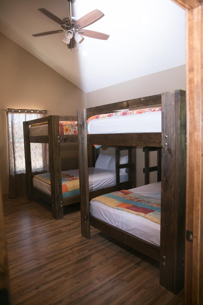 River Bluff Cabins Rio Frio エクステリア 写真